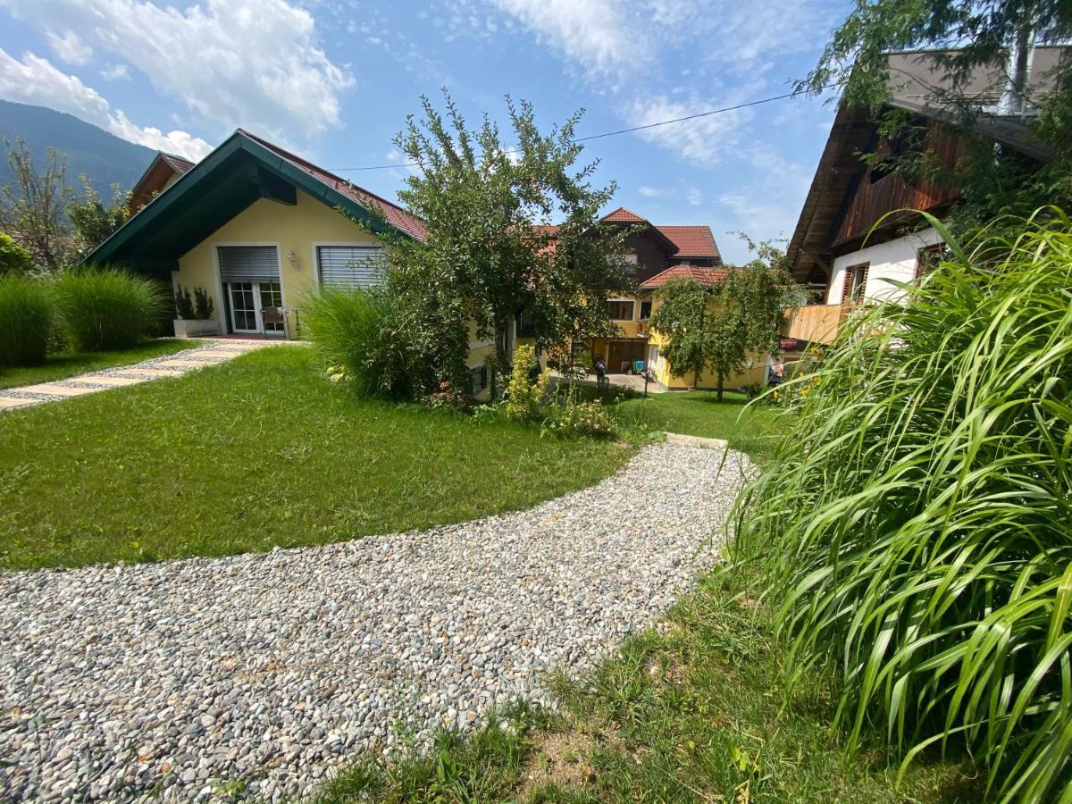 Apartments Edelweiss & Enzian - Gaestehaus Zum Fuchs Гермагор Екстер'єр фото